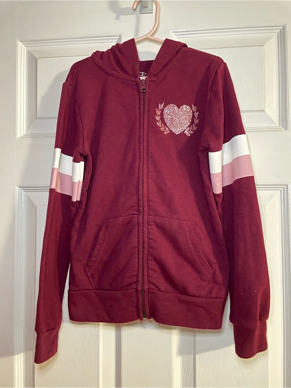 🚌 Place Girls' Maroon Zip Hoodie with Glitter Heart 🚌